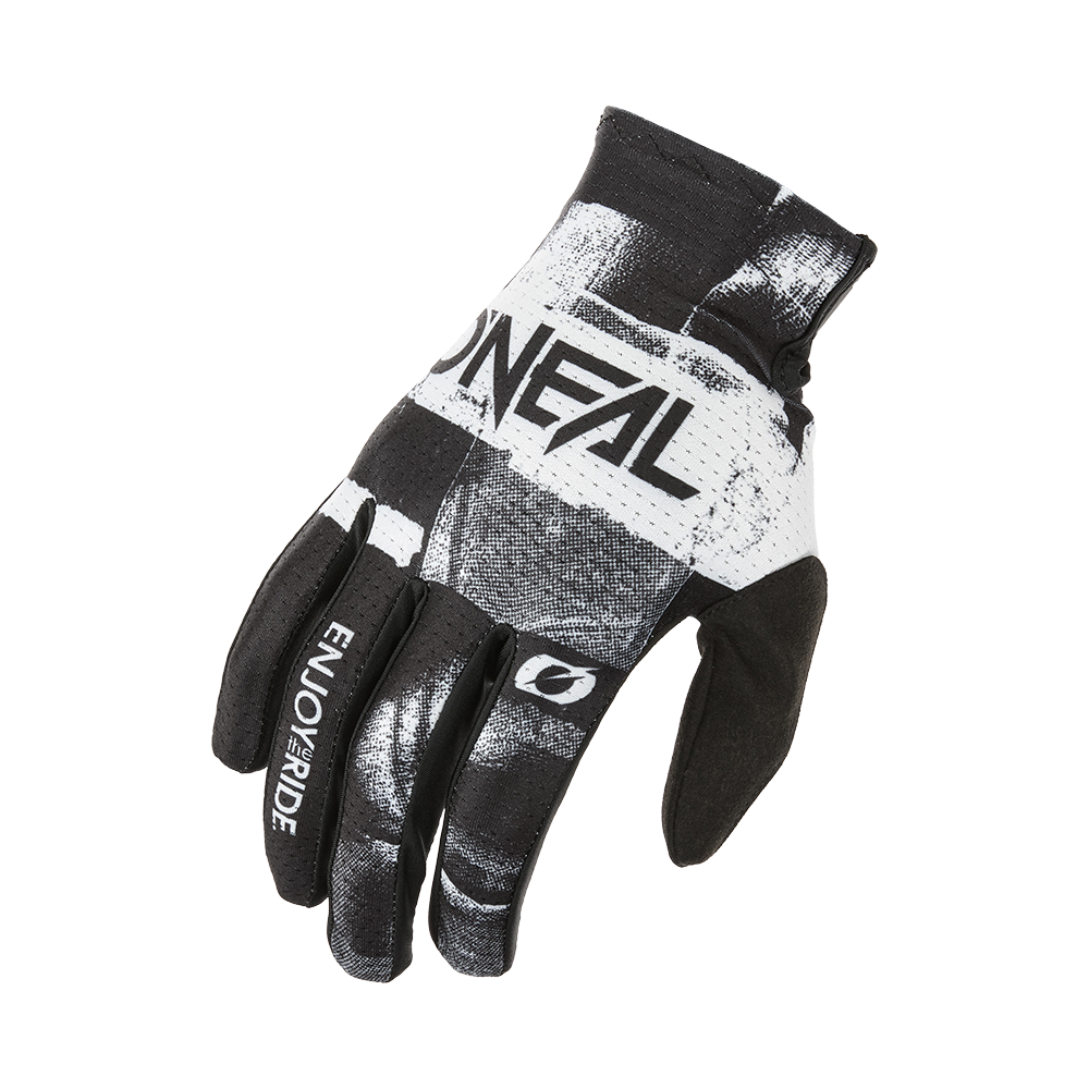 L'O'NEAL Matrix Glove ROLLER è un guanto da ciclismo bianco e nero con un moderno motivo astratto, il logo O'NEAL sul dorso della mano e la scritta "ENJOY THE RIDE" stampata sull'indice.