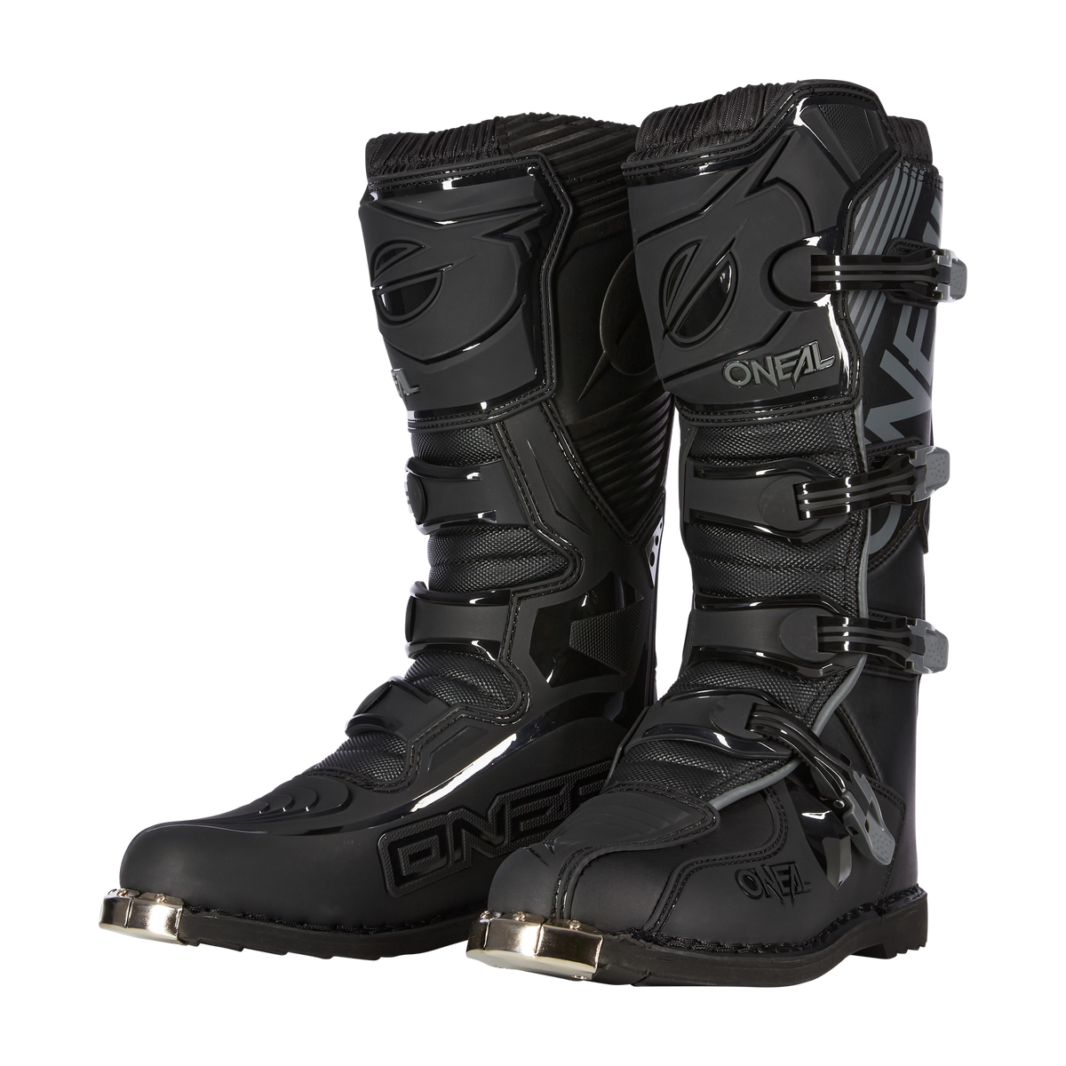 Ein Paar schwarze O'NEAL TRIBUTE Stiefel mit Metallkappen an den Zehen, mehreren Schnallen und verstärktem Schienbein- und Knöchelschutz - unverzichtbare Motocross-Ausrüstung für jeden Motorsportfan - steht aufrecht vor einem weißen Hintergrund.