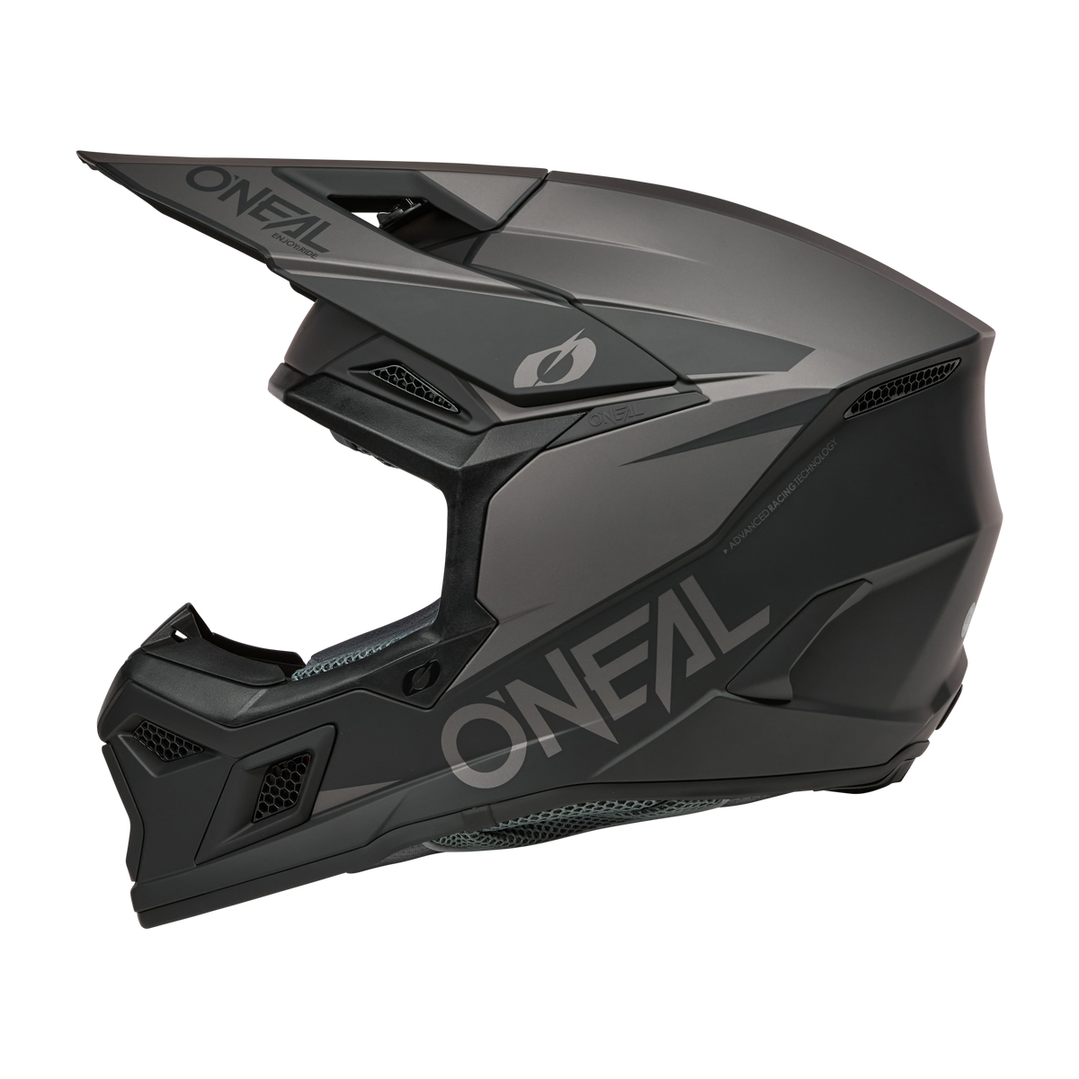 Casco integrale O'NEAL 3SRS Solid, semplice e nero opaco, con design angolare, visiera e aperture di ventilazione, qui in profilo laterale - ideale per il motocross o la mountain bike.