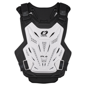 La protezione toracica O'NEAL SPLIT LITE è un accessorio da motocross e MTB ventilato, di colore nero e bianco, con cinghie regolabili, design robusto e il logo O'NEAL e l'etichetta "IPX" sulla parte anteriore.