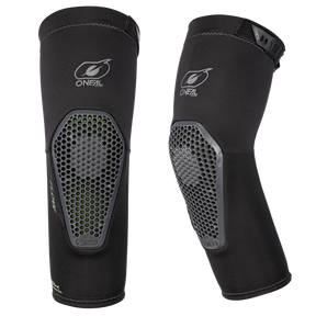 Les protège-coudes O'NEAL FLOW sont des protège-coudes noirs avec un motif en nid d'abeille et un branding visible. Ils offrent une protection légère pour le vélo et la sécurité pendant le sport ou le vélo.