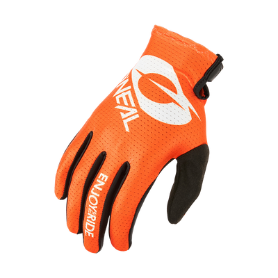 Der O'NEAL MATRIX Handschuh STACKED in Orange und Schwarz mit dem Schriftzug "O'NEAL" und "ENJOY THE RIDE" in Weiß ist aus atmungsaktivem, perforiertem Material gefertigt und verfügt über einen sicheren Verschluss am Handgelenk, der für Komfort auf jeder Fahrt sorgt.