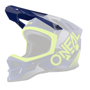 Der O'NEAL Visor BLADE Polyacrylite Helm DELTA ist ein Motocross-Vollvisierhelm in Blau, Grau und Neongelb mit dem Schriftzug "O'NEAL" an der Seite. Er verfügt über ein aerodynamisches Design und mehrere Belüftungsöffnungen.