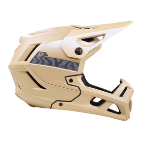 Il casco O'NEAL SL1 TERRA, un casco integrale da mountain bike beige con lati mimetici grigio-neri, visiera caratteristica e generose aperture di ventilazione, offre una protezione ottimale come equipaggiamento essenziale. Mostrato di profilo su sfondo bianco.
