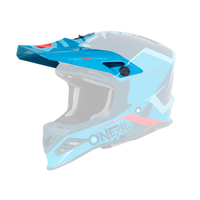Der O'NEAL Visor 8SRS Helm BLIZZARD hat blaue, rote und hellblaue geometrische Akzente, ein Visier und Lüftungsöffnungen. Der Markenname "O'NEAL" ist an der Seite sichtbar. Der Helm ist angewinkelt dargestellt, um sein linkes Profil zu zeigen.