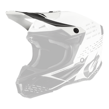 El casco de poliacrilato O'NEAL Visor 5SRS TRACE se caracteriza por un diseño aerodinámico en blanco y negro, una visera y un interior acolchado de malla, mostrado aquí en vista lateral sobre fondo transparente.
