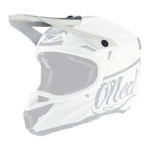 El Casco O'NEAL Visor 5SRS Poliacrilita RESEDA es un casco de motocross blanco con detalles en negro, la estilizada marca "O'NEAL" en el lateral, una gran visera y zonas de ventilación.