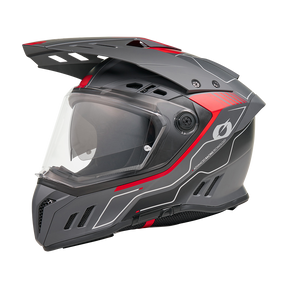 Casco de moto O'NEAL Sierra RS negro mate y rojo ECHO con visera transparente, orificios de ventilación aerodinámicos y diseño angular, mostrado en una vista lateral sobre fondo blanco.