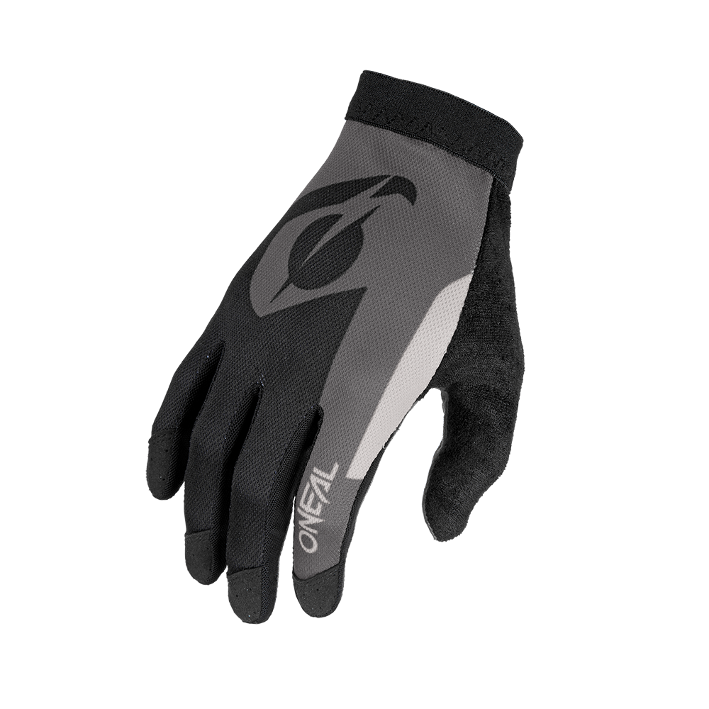 Der O'NEAL AMX Nanofront Handschuh ALTITUDE ist ein schwarz-grauer Handschuh mit verstärkten Handflächen und Fingern, der das O'NEAL-Logo trägt. Er wurde für eine gute Passform entwickelt und ist ideal für Fahrer wie DH-Weltmeister Greg Minnaar.
