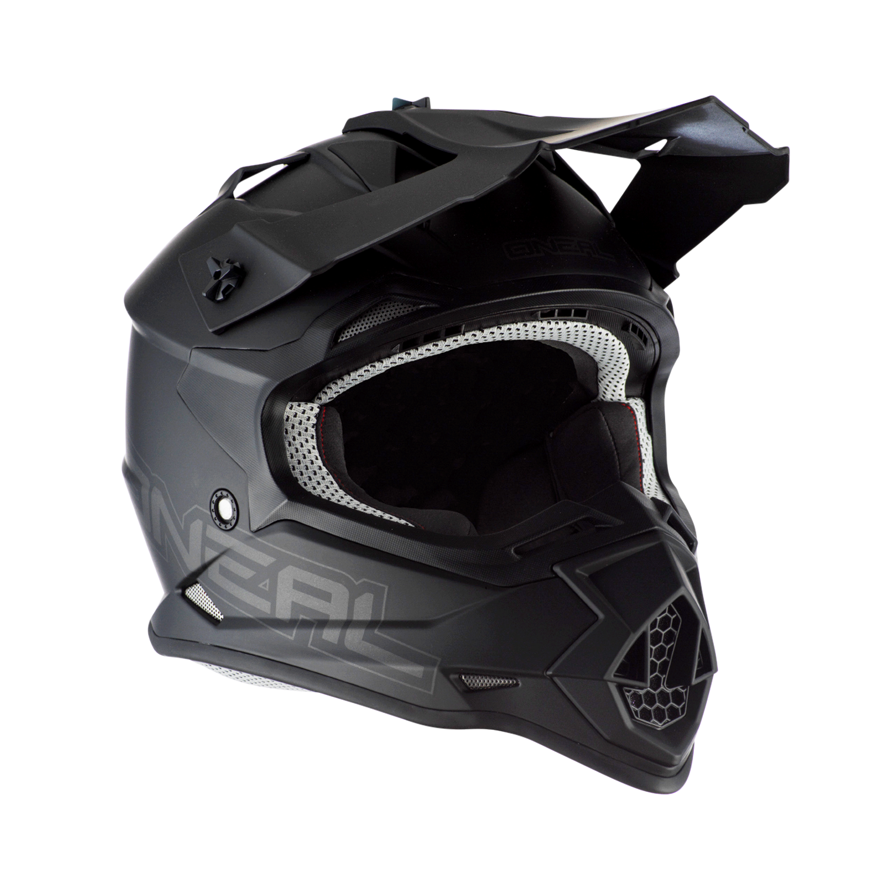 Der O'NEAL 2SRS Helm FLAT von O'NEAL in schlichtem Schwarz - die ideale Motocross-Ausrüstung für Ihr nächstes Abenteuer, eingefangen auf einem markanten schwarzen Hintergrund.