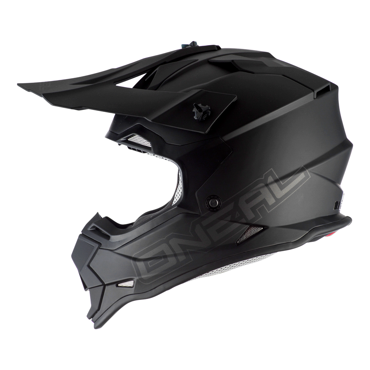 Il casco O'NEAL 2SRS FLAT, un casco da motocross nero con visiera e mentoniera, mostra il logo O'NEAL sul profilo laterale su uno sfondo bianco - perfetto per il ciclismo fuoristrada.