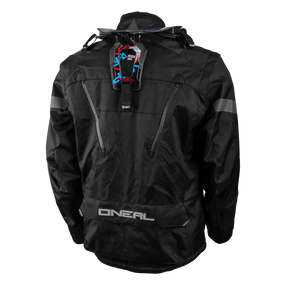 Die schwarze O'NEAL BAJA Enduro Moveo Jacke ist von hinten zu sehen und verfügt über zwei vertikale Belüftungsöffnungen mit Reißverschluss, reflektierende Ärmelstreifen und eine Moveo Halskrause mit roten und blauen Akzenten.