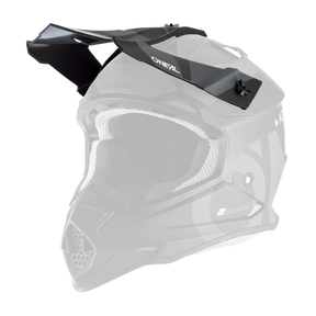 El casco O'NEAL Visor 2SRS SLICK negro de O'NEAL se muestra sobre un fondo negro.