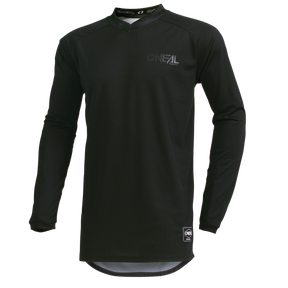 La maglia O'NEAL Element CLASSIC è una maglia nera a maniche lunghe in materiale traspirante con un discreto logo sul petto e una piccola etichetta sull'orlo inferiore, raffigurata su sfondo bianco.