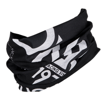Der O'NEAL Nackenwärmer SOLID ist eine schwarze Halskrause mit auffälliger weißer Grafik mit "1975" im modernen Stil. Aus weichem, faltbarem Stoff gefertigt, ist er perfekt für Mountainbike- oder Motocross-Abenteuer.