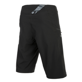 Pantaloncini scamosciati Matrix di O'NEAL neri, lunghi fino al ginocchio, con tasca laterale con zip e discreta fascia grigia in vita - ideali per l'attrezzatura da MTB. Mostrato su uno sfondo monocolore.