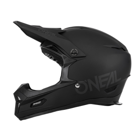 Il casco O'NEAL Fury Solid è un casco integrale in ABS nero opaco con mentoniera e logo "O'NEAL". Ideale per il motocross o come casco da mountain bike per una maggiore protezione.