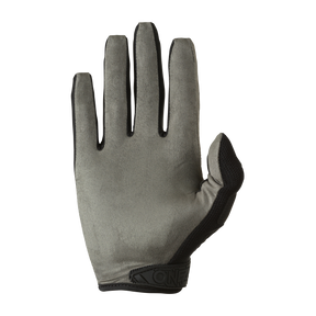 El guante O'NEAL Mayhem COVERT de O'NEAL es un resistente guante gris para bicicleta de montaña con cuatro dedos y pulgar de tejido liso, presentado con la palma de la mano mirando al espectador sobre un fondo blanco.
