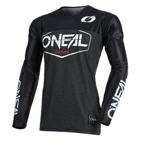 Das O'NEAL MAYHEM Jersey HEXX ist ein schwarz-dunkelgraues Hochleistungstrikot mit weißen O'NEAL-Logos auf der Brust, den Ärmeln und dem Kragen sowie einem roten "ENJOY RIDE"-Schriftzug unter dem Hauptlogo - entworfen für maximale Funktionalität.