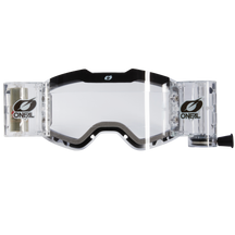 Das O'NEAL B-30 ROLL OFF Goggle SPARE LENS KIT enthält eine klare Linse mit schwarzem Rand und dem O'NEAL-Logo, die für Motocross-Brillen mit einem Abrollsystem zur einfachen Reinigung entwickelt wurde.