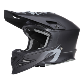 Il casco O'NEAL F-SRS Solid, un casco integrale da motocross nero opaco con visiera e grafica bianca, presenta caratteristiche di sicurezza come il paradenti ventilato, il design squadrato e la mentoniera per una protezione ottimale della testa.