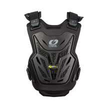 El protector pectoral infantil O'NEAL SPLIT LITE es un protector pectoral infantil de color negro con un diseño robusto y ventilado, correas ajustables y el logotipo O'NEAL, ideal para la seguridad al practicar motocross o ciclismo.