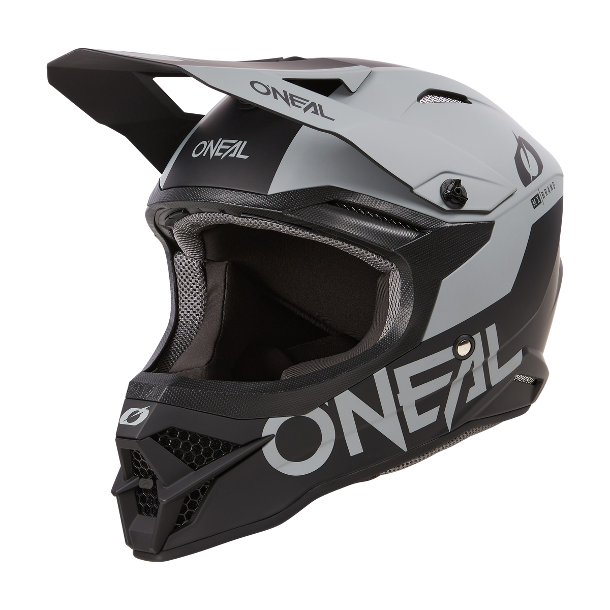 El casco O'NEAL 3SRS Solid es un casco todoterreno blanco y negro con visera y gran logotipo O'NEAL, diseñado para la práctica del motocross o las motos de cross.