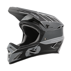 The O'NEAL BACKFLIP helmet ECLIPSE is a black and gray mountain bike helmet, ideal for enthusiasts looking for stylish protection on every ride.