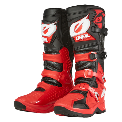 Ein Paar O'NEAL RMX PRO Stiefel in Rot, Schwarz und Weiß mit auffälligem O'NEAL-Branding, mehrfach verstellbaren Schnallen und robusten Sohlen sind aufrecht vor einem weißen Hintergrund abgebildet.