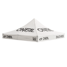 Weißes O'NEAL RACE TENT Cover mit einem Spitzdach, auf dem die Marke "O'NEAL" und der Satz "ENJOY RIDE." in schwarzer Schrift an den Seiten und auf dem Dach auf einem transparenten Hintergrund zu sehen sind.