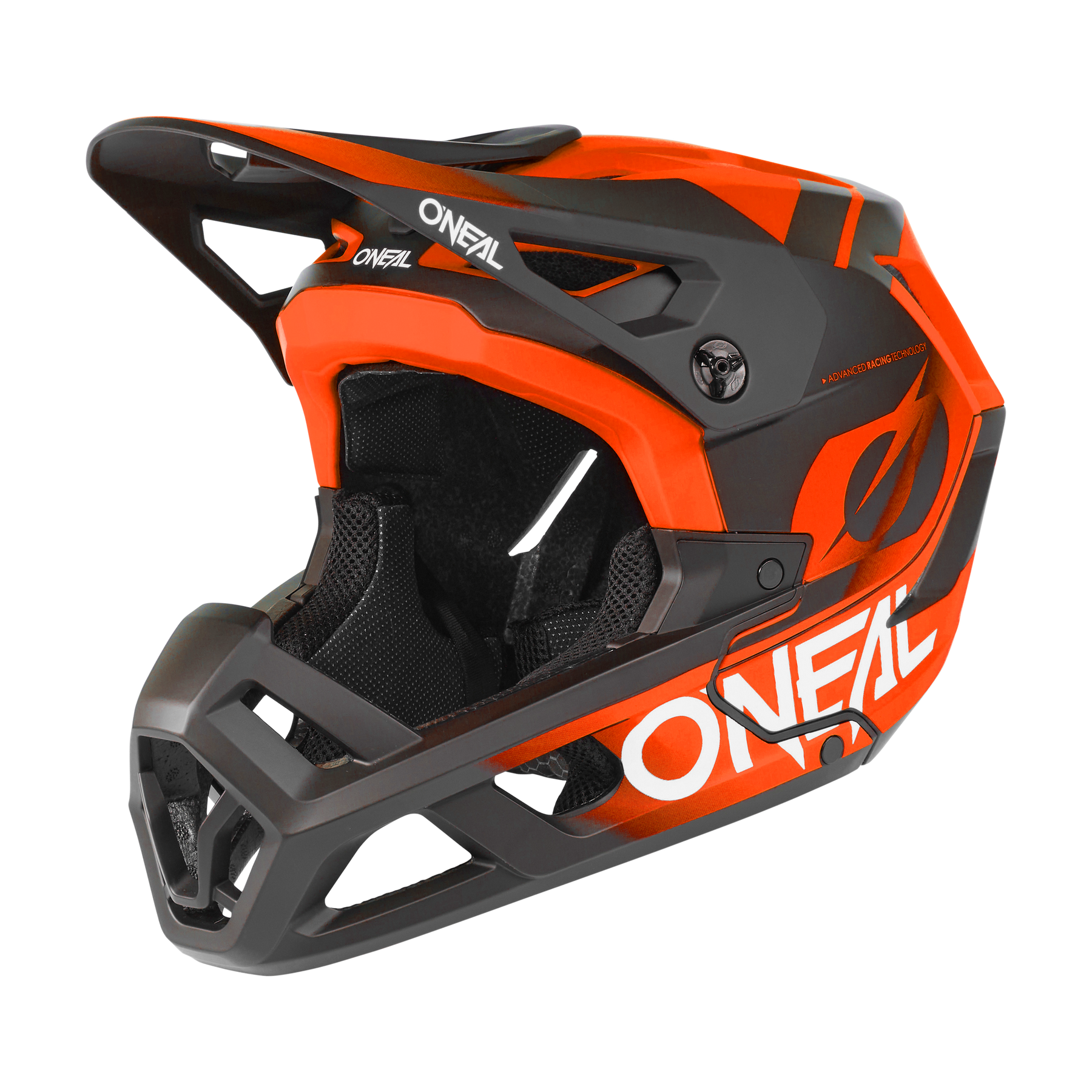 L'O'NEAL SL1 Helmet Strike è un casco integrale da mountain bike nero e arancione con visiera, ventilazione e il marchio O'NEAL: l'attrezzatura ideale per una protezione ottimale su qualsiasi percorso.