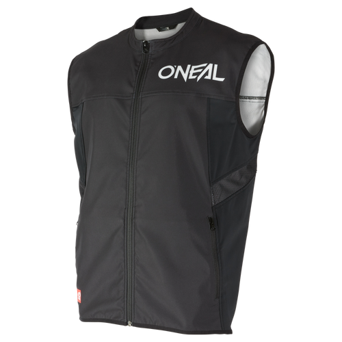 Le gilet O'NEAL Soft Shell MX est un gilet noir sans manches avec un zip frontal, un logo blanc 