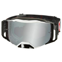 The O'NEAL B-33 Goggles BOLD features a large, reflective lens, adjustable strap and a robust protective frame - perfect for off-road riding and offers excellent eye protection.