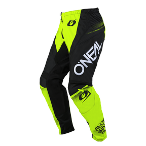 I pantaloni O'NEAL Element Racewear hanno un design giallo neon e nero, un'accattivante scritta "ENJOY RIDE", inserti in rete e il logo O'NEAL: perfetti per gli appassionati di motorsport che cercano comfort e protezione in fuoristrada o durante il motocross.