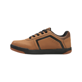 The O'NEAL PINNED FLAT pedal shoe is a brown low-top sneaker with black laces, sole and side accents for optimum support. It is pictured from the left on a plain black background.