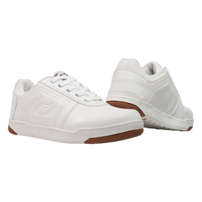 A pair of white O'NEAL PINNED FLAT pedal shoes with rubber-colored soles are seen here, one in the front and one angled to show the side and back. Their clean, modern look offers minimal detailing and excellent grip for flat pedal riding.
