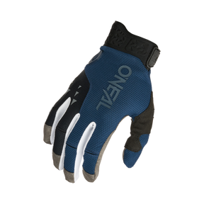 Der blau-schwarze O'NEAL REVOLUTION Nanofront Handschuh mit weißen und grauen Akzenten, der für den Einsatz im Freien oder beim Sport konzipiert wurde, ist mit der Handfläche nach unten und leicht gebogenen Fingern abgebildet.
