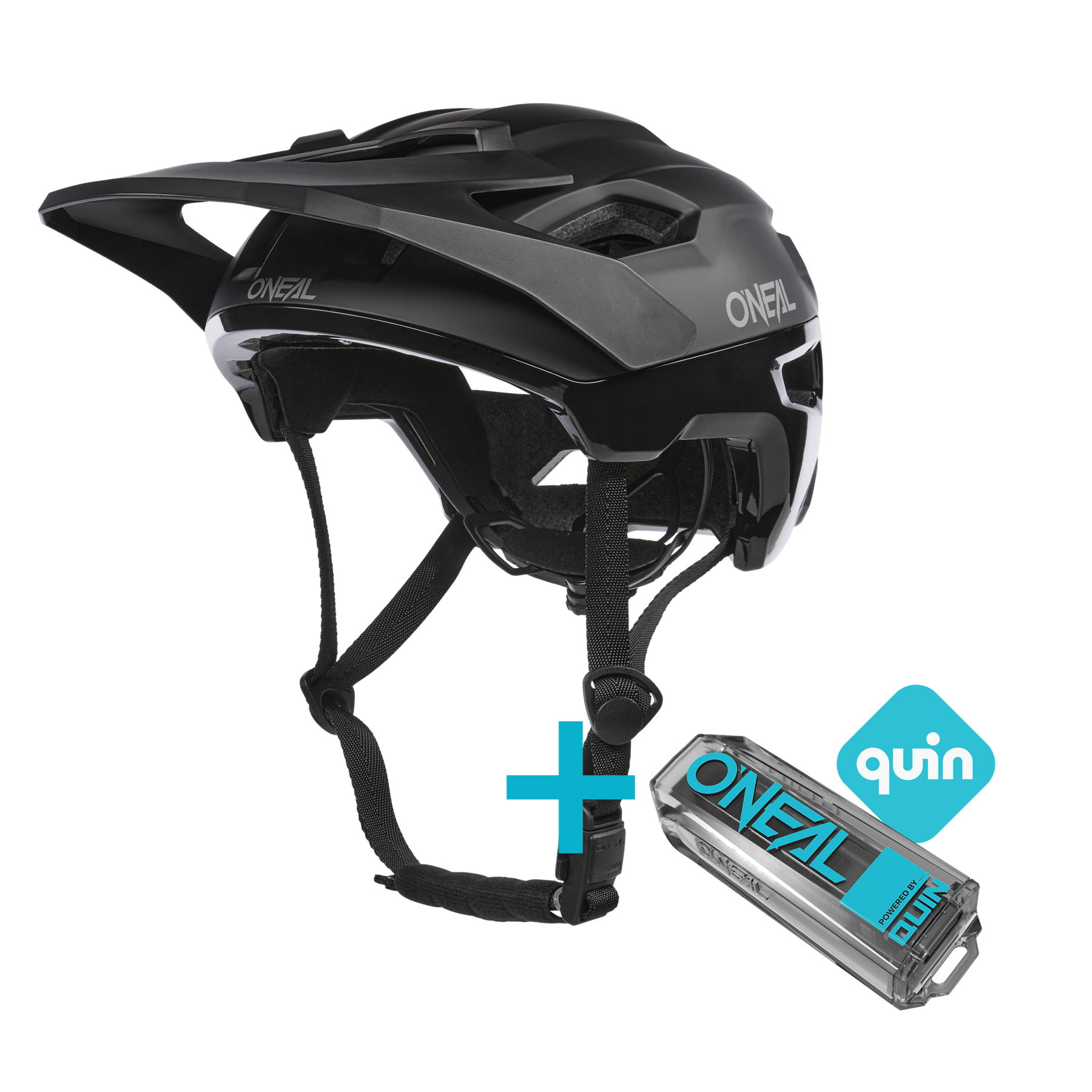 Das O'NEAL TRAILFINDER EVO Solid Quin Bundle besteht aus einem schwarzen Helm mit Kinnriemen und einem Quin Smart Safety Sensor, die ihre Kompatibilität für mehr Sicherheit des Fahrers beweisen.