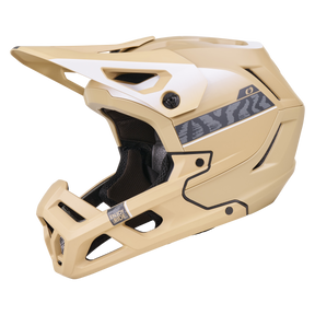 Il casco O'NEAL SL1 TERRA è un casco integrale da mountain bike di colore beige con visiera nera oscurata, imbottitura nera, lato zebrato, aperture di ventilazione angolari e una robusta mentoniera per una protezione ottimale.
