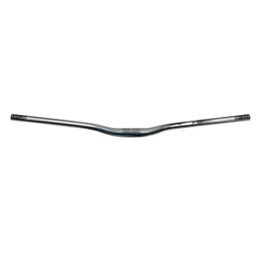 Le guidon AZONIC AGILE 780mm de AZONIC est représenté en noir avec un léger balancement vers le haut et vers l'arrière sur un fond blanc.