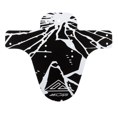 Das AZONIC SPLATTER Schutzblech ENIGMA ist ein schwarz-weißes Mountainbike-Schutzblech mit einem abstrakten Rissmuster und dem AZONIC-Logo in der unteren Mitte.