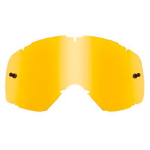 Die O'NEAL B-30 Youth Goggle - Spare Lens ist eine gelb getönte Ersatzscheibe mit gebogenem Design, Aussparungen und seitlichen Befestigungspunkten, die für O'NEAL-Sportbrillen hergestellt wird.