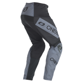 E028-01_back