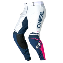 Un par de pantalones de motocross O'NEAL Prodigy FIVE FIVE FADE de color blanco, azul marino y rosa con inserciones negras en las rodillas y la marca "O'NEAL" en vertical en el muslo izquierdo.