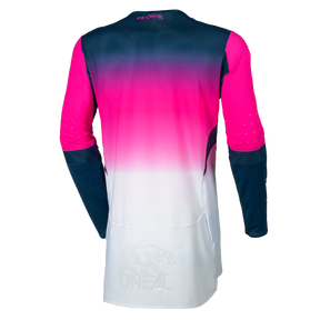 Le jersey O'NEAL PRODIGY FIVE FIVE FADE est un maillot de sport à manches longues avec des épaules roses qui se fondent dans le bleu foncé et le blanc, du tissu filet et des détails discrets du logo O'NEAL.