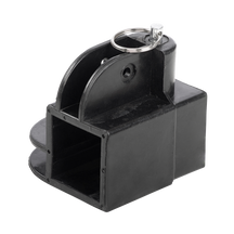 El conector de pata exterior O'NEAL RACE TENT de O'NEAL es un conector rectangular de plástico negro con un centro hueco, bordes laterales acanalados y un pasador y anillo de bloqueo metálicos en la parte superior.