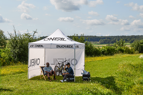 O'NEAL RACE TENT – Linke Seite